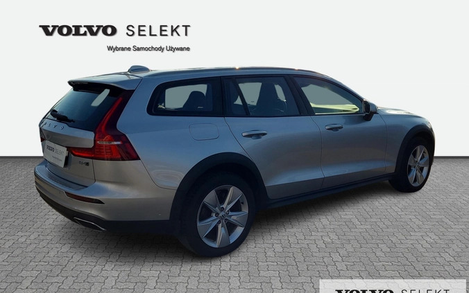 Volvo V60 Cross Country cena 172900 przebieg: 77670, rok produkcji 2021 z Orzysz małe 326